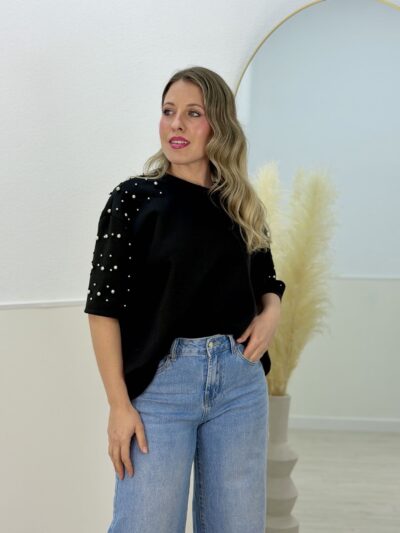 Camiseta tachas negra