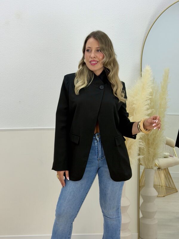 Blazer cruzada negro