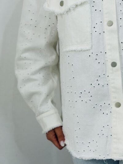 Chaqueta denim calados