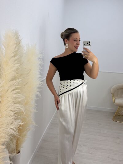 Camiseta Soft Chic negra
