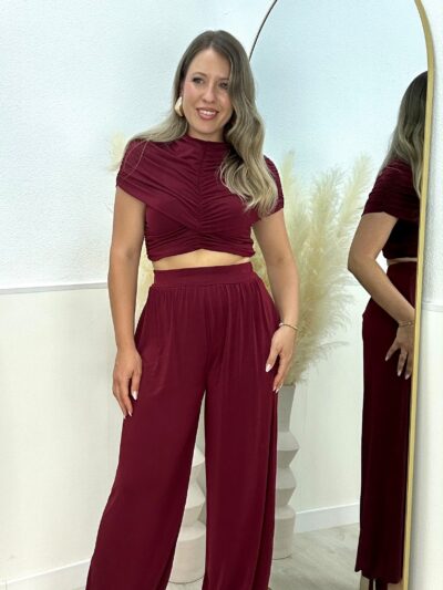 Conjunto tentaciones granate