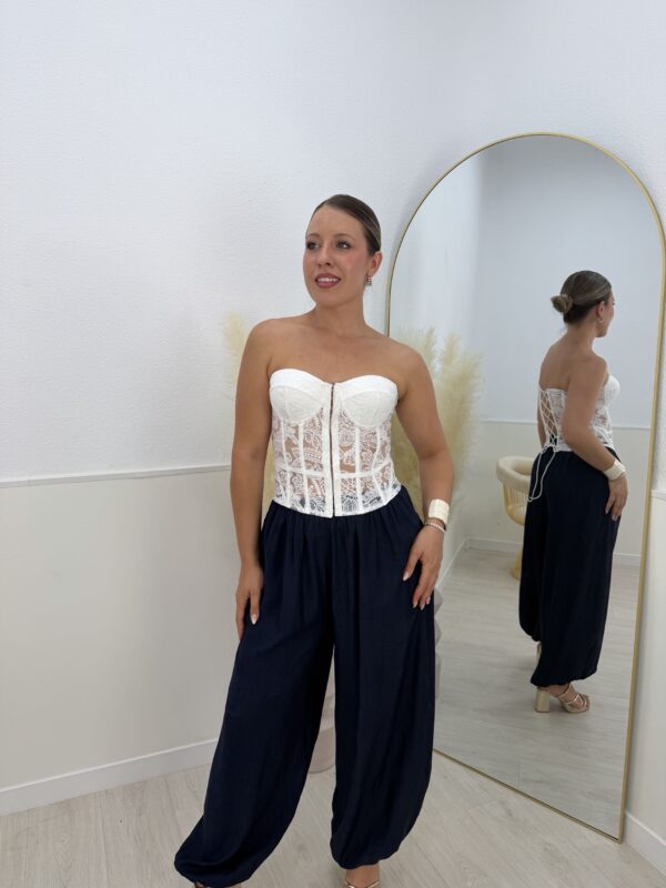 Pantalón bombacho floral azul marino