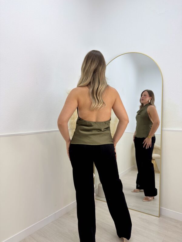 Top halter sarinado verde - Imagen 3