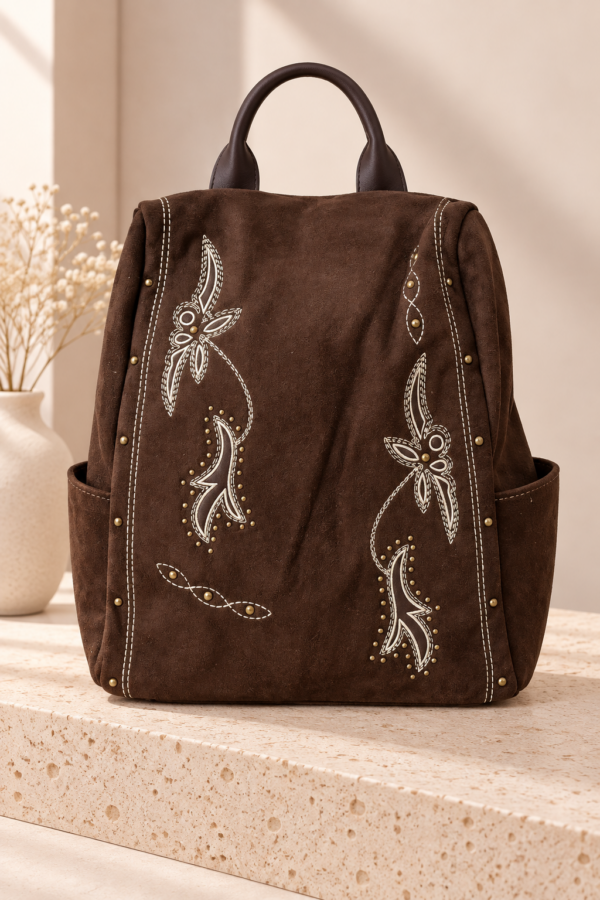 Mochila bordada marrón