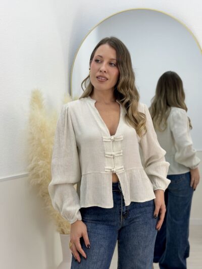 Blusa sakura blanco roto