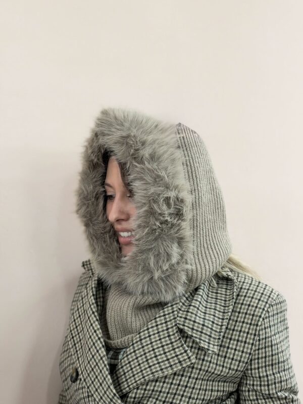 Cuello con gorro Siberia taupe
